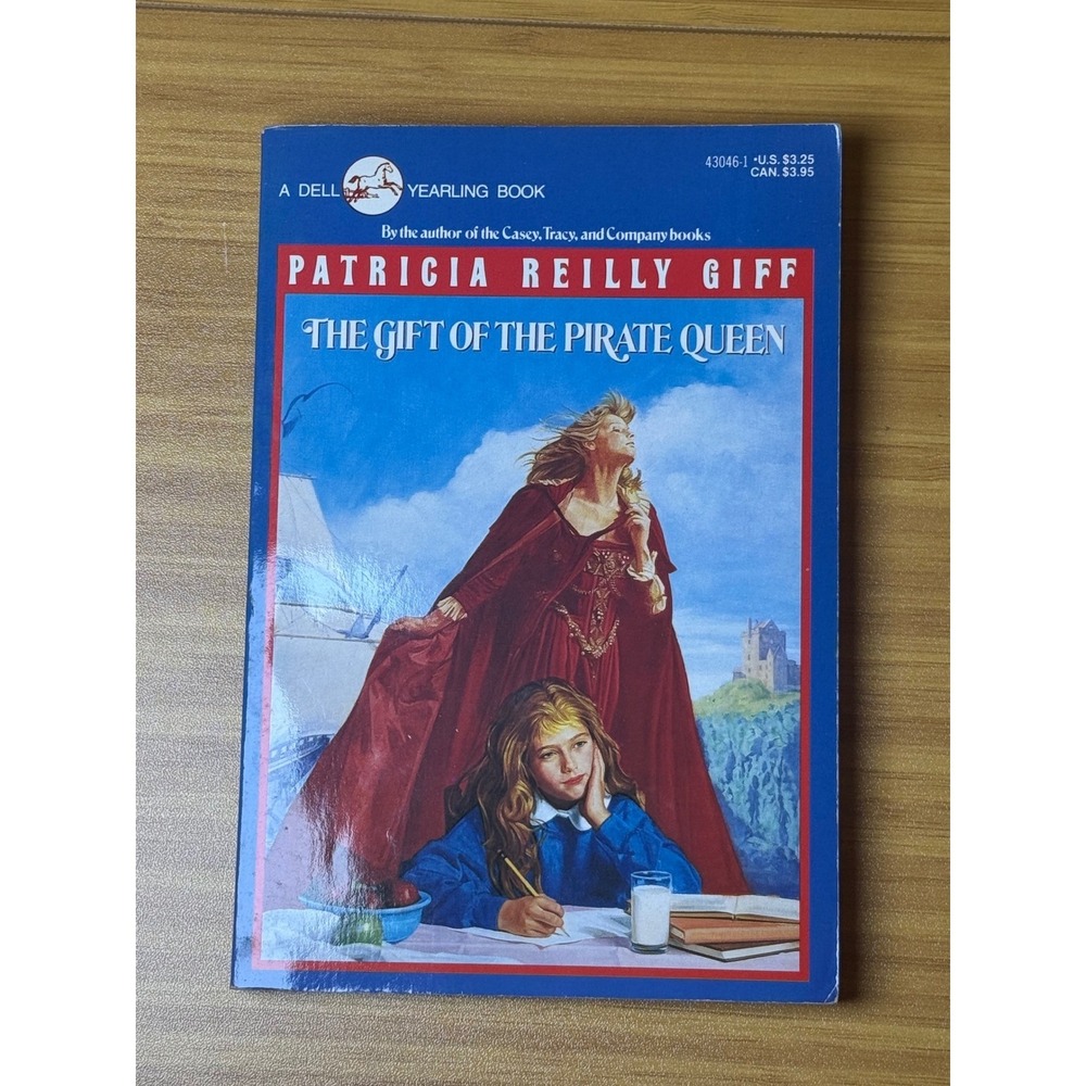 The Gift of the Pirate‎ Queen Patricia Reilly Giff Dell Yearling Paperback 1990s